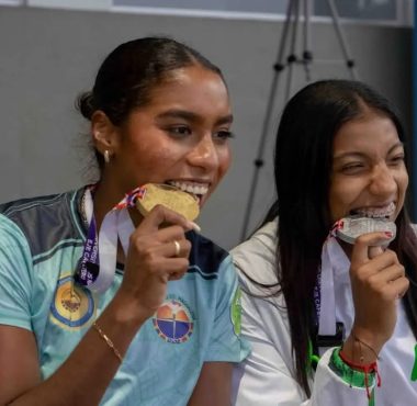Natalia Linares y Dana Jiménez coincidieron en los Juegos Nacionales Universitarios.