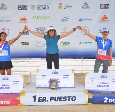 Las mujeres también subieron al podio de la Carrera Atlética de los 15 K.