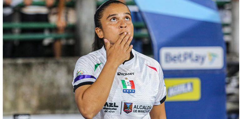 La cesarense Stefanny Navas fue una de las futbolistas con alto rendimiento en la sexta fecha de la Liga Femenina.