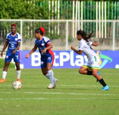 La mediocampista Marlen Gallego fue una de las futbolistas cesarenses que disputó los 90 minutos en la fecha 13 de la Liga Femenina.