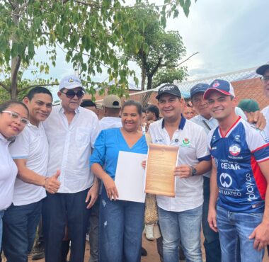 La Alcaldía de Agustín Codazzi pone en marcha la construcción de escenario deportivo en el barrio Camilo Torres.
