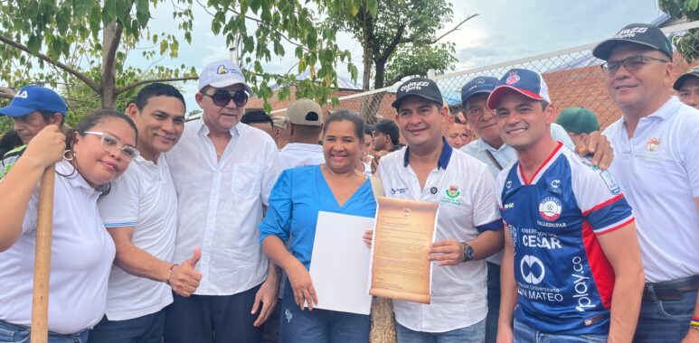 La Alcaldía de Agustín Codazzi pone en marcha la construcción de escenario deportivo en el barrio Camilo Torres.