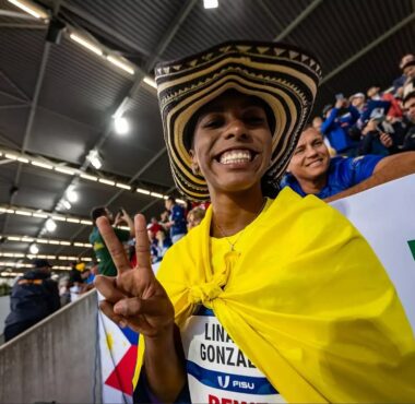 La atleta vallenata Natalia Carolina Linares González volvió a dejar en alto la bandera colombiana.