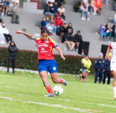 La delantera vallenata Kena Marcela Romero Soto jugó el segundo tiempo en el empate del Deportivo Pasto 0-0 ante Santa Fe.