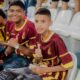 Los niños ingresaron gratis al estadio.